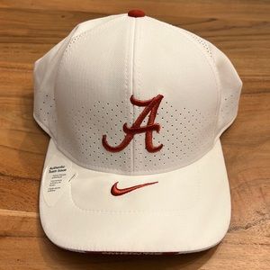 Alabama Crimson Tide Nike Authentic Team Issue Nike Hat OSFM NWT